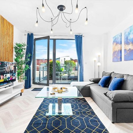 New Luxury City Centre Apartment By Azura Nights Бирмингем Экстерьер фото