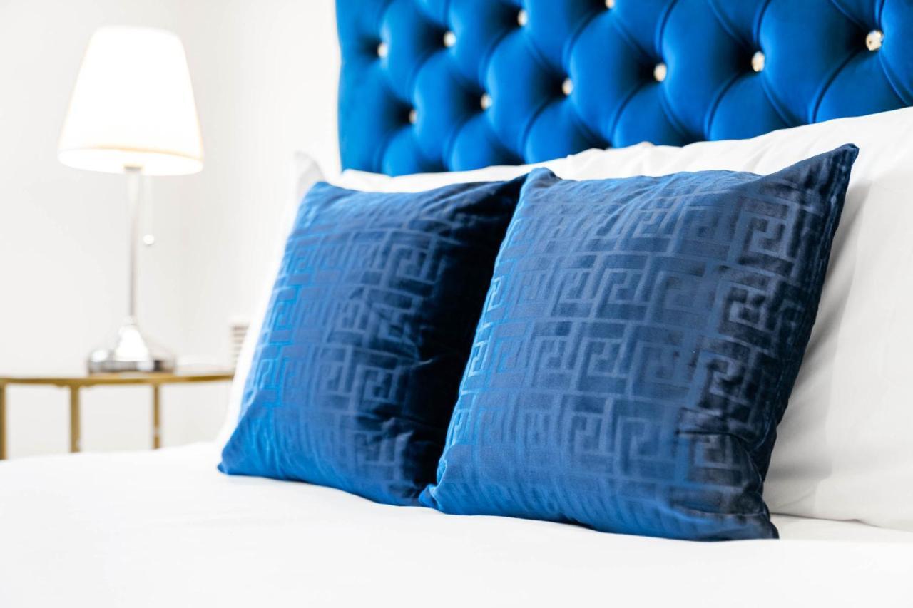 New Luxury City Centre Apartment By Azura Nights Бирмингем Экстерьер фото